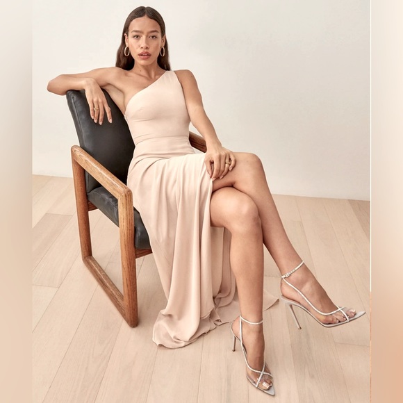BNWT Reformation Evelyn One Shoulder Dress - Picture 2 of 13